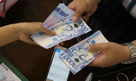 2nd tranche of wage hike takes effect on Jan. 1 .
